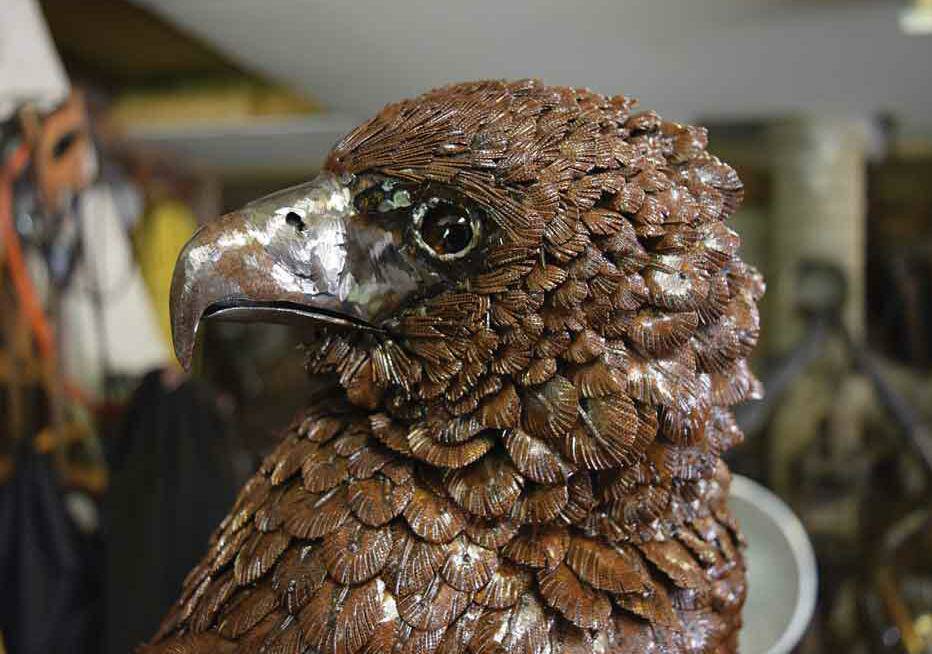 全球钣金新闻-金属制造狂：焊工制作动物的金属钣金-千亿·体育页面官方网站-千亿(中国)