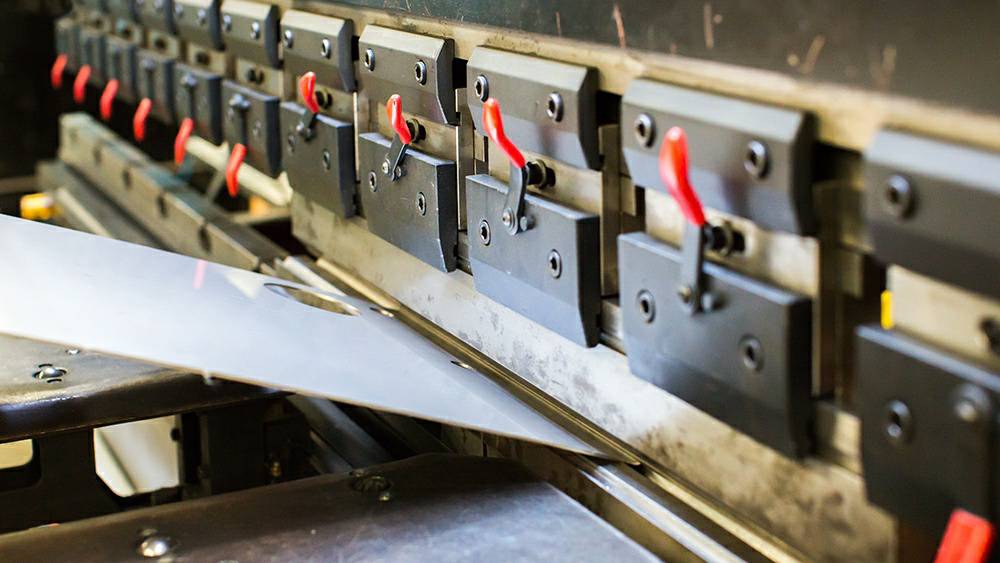 制作钣金加工项目都有哪些基础设备？-千亿·体育页面官方网站-千亿(中国)